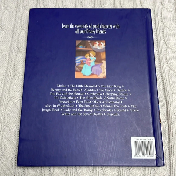 Disney’s Family Story Collection 75 Fables for Living loving & Learning - Picture 4 of 14